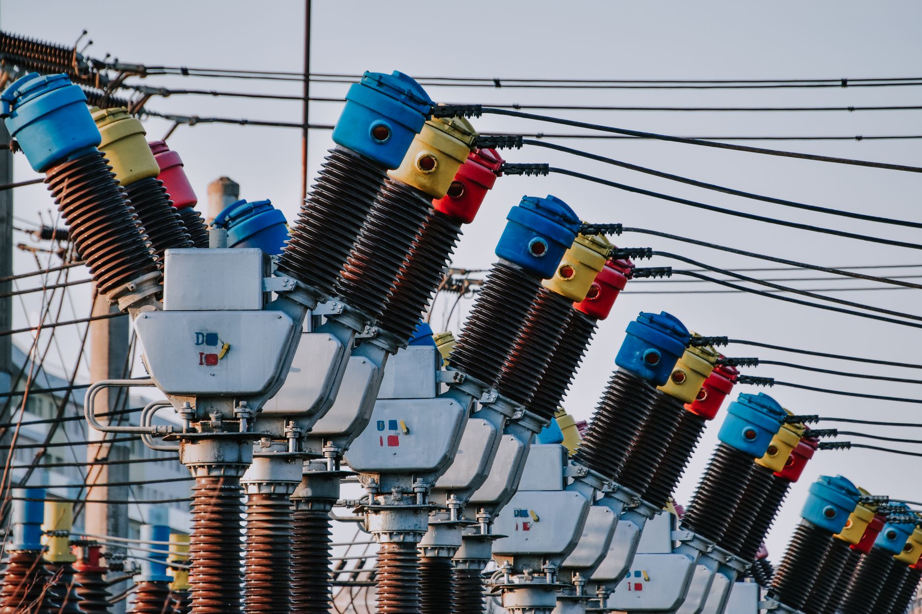 Caminhos da energia no Brasil: o que esperar do setor elétrico em 2025?