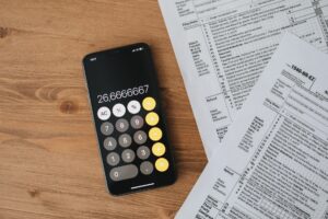 PLP 128/2025: aumento da carga tributária no lucro presumido e redução de incentivos fiscais