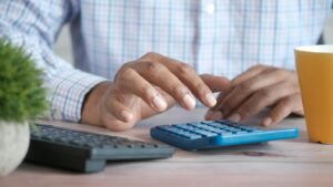 Saídas fiscais crescem 80% e acendem alerta para fiscalização da Receita Federal