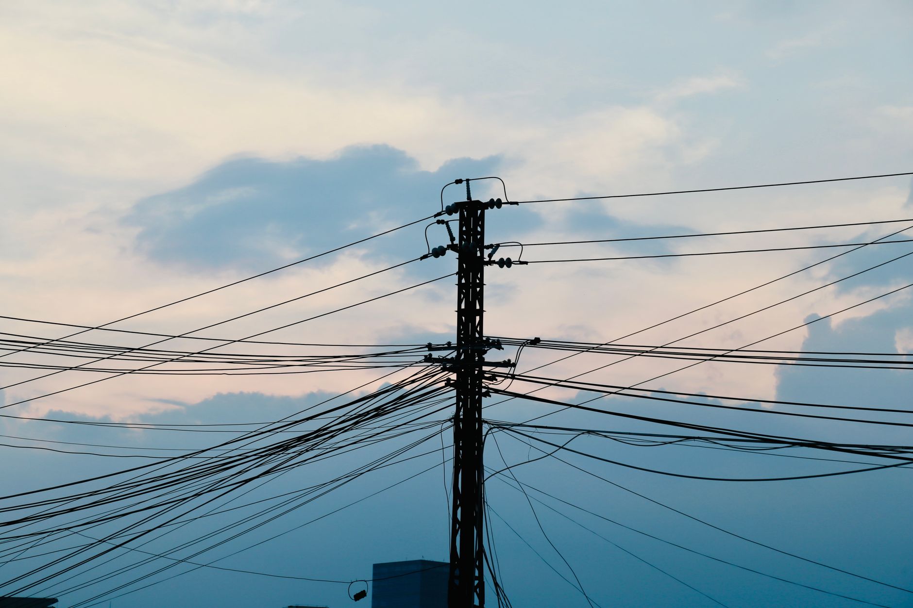 Substitutivo do Projeto de Lei nº 576/21, que disciplina o aproveitamento energético offshore, é aprovado na Comissão de